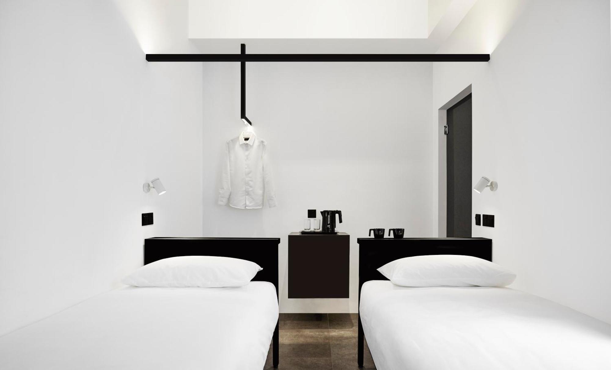 Quarto com 2 Camas de Solteiro