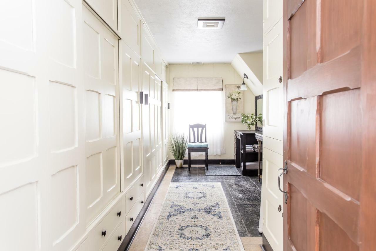 Japanese Maple Suite