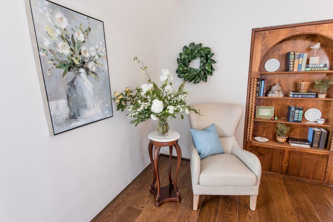 Japanese Maple Suite