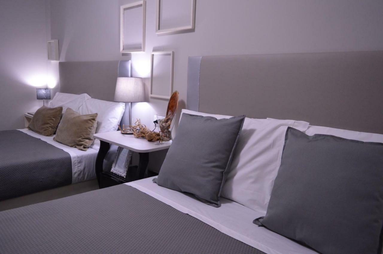 Standard Queen Room Two Queen Beds