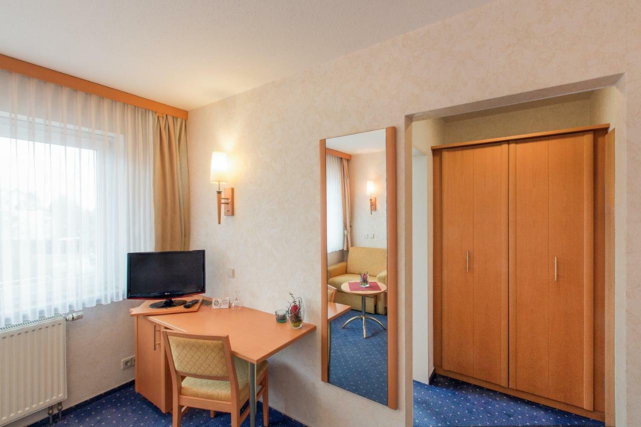 Single Room Bathroom