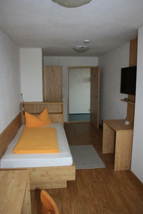 Single Room Shower