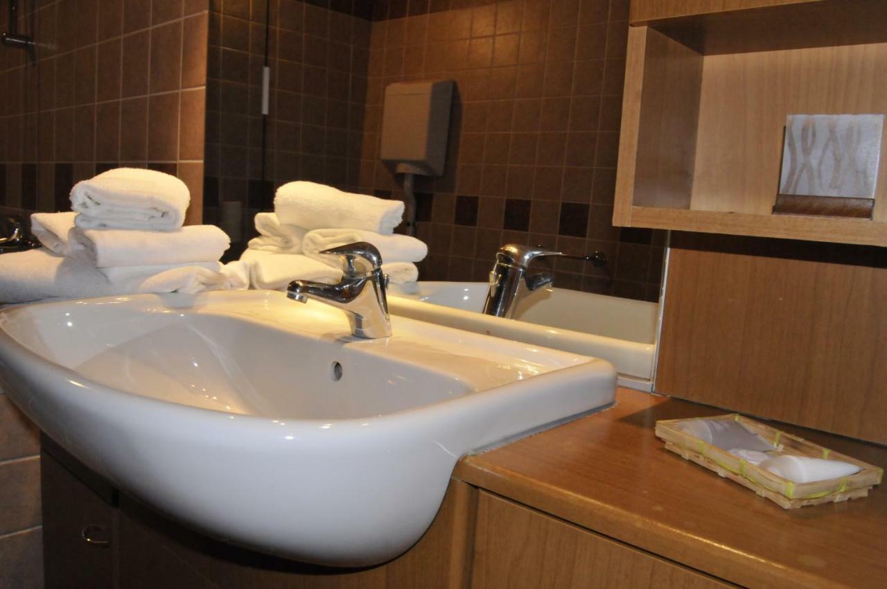 Superior One-Bedroom Apartment