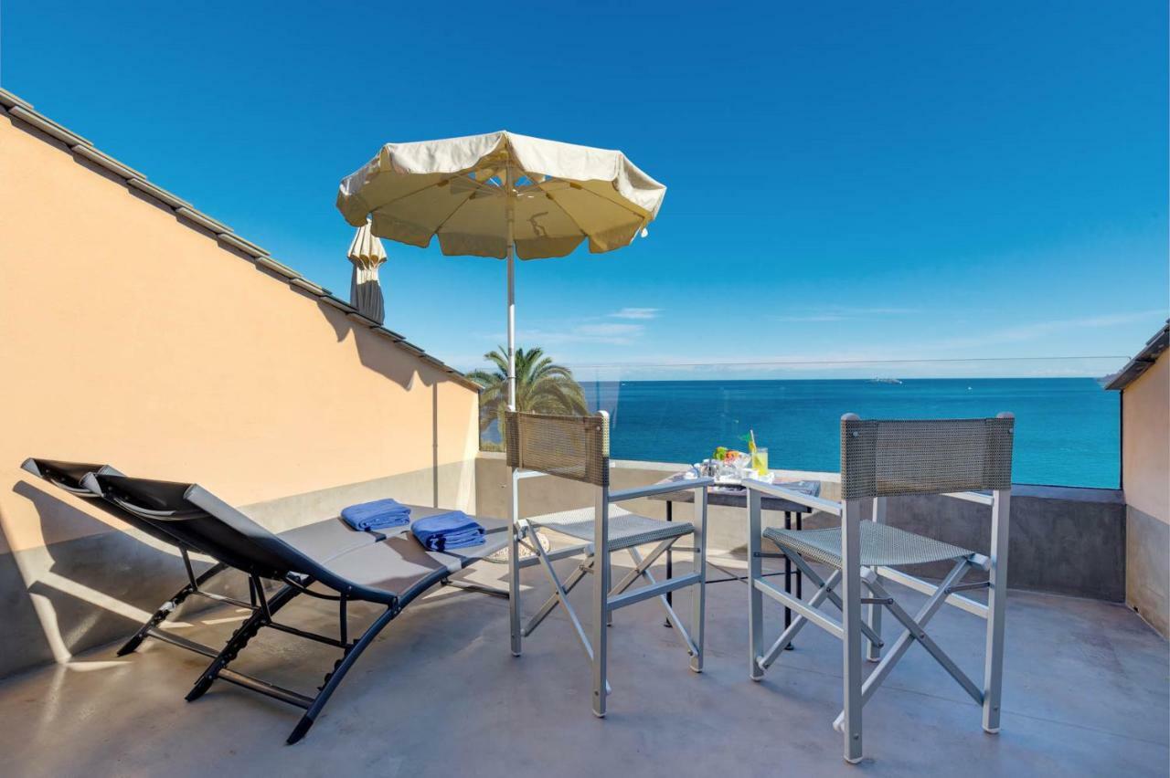 Deluxe Double or Twin Room Sea View