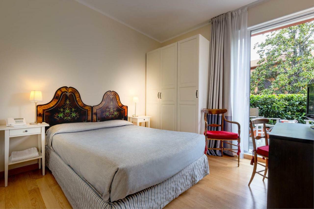 Large Single Room