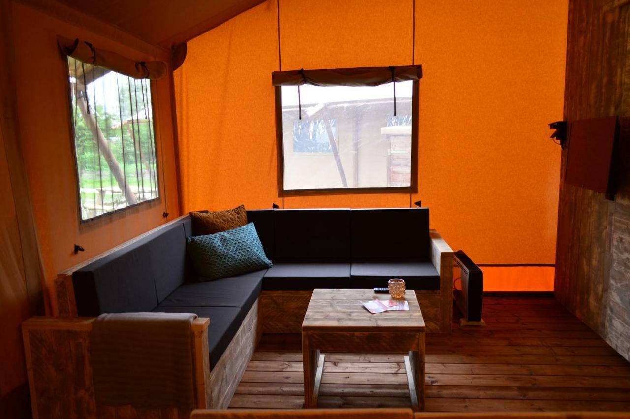 Deluxe Tent
