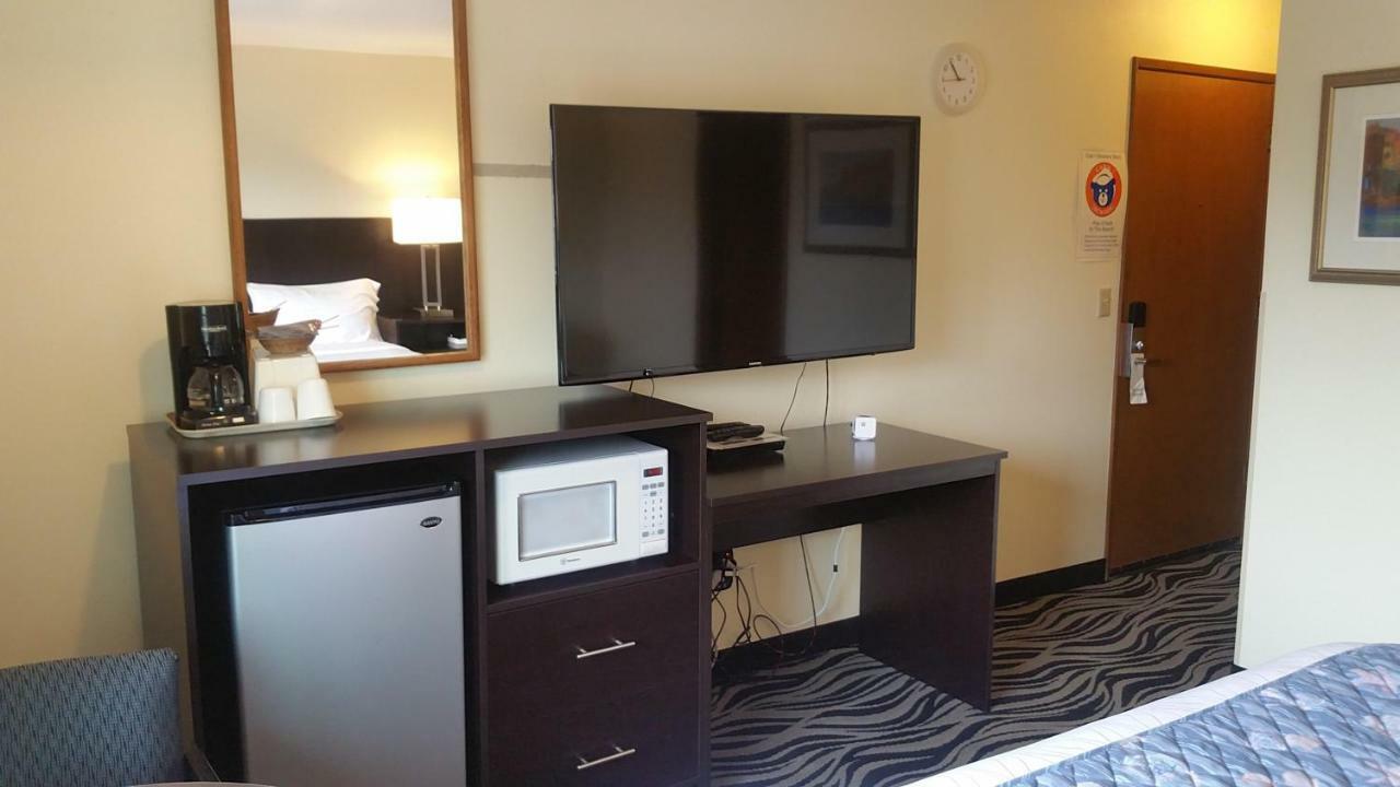 Queen Room No View