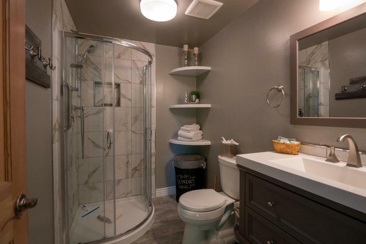 One-Bedroom Cottage,832025918:JPEG