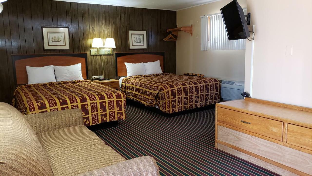 Deluxe Family Suite
