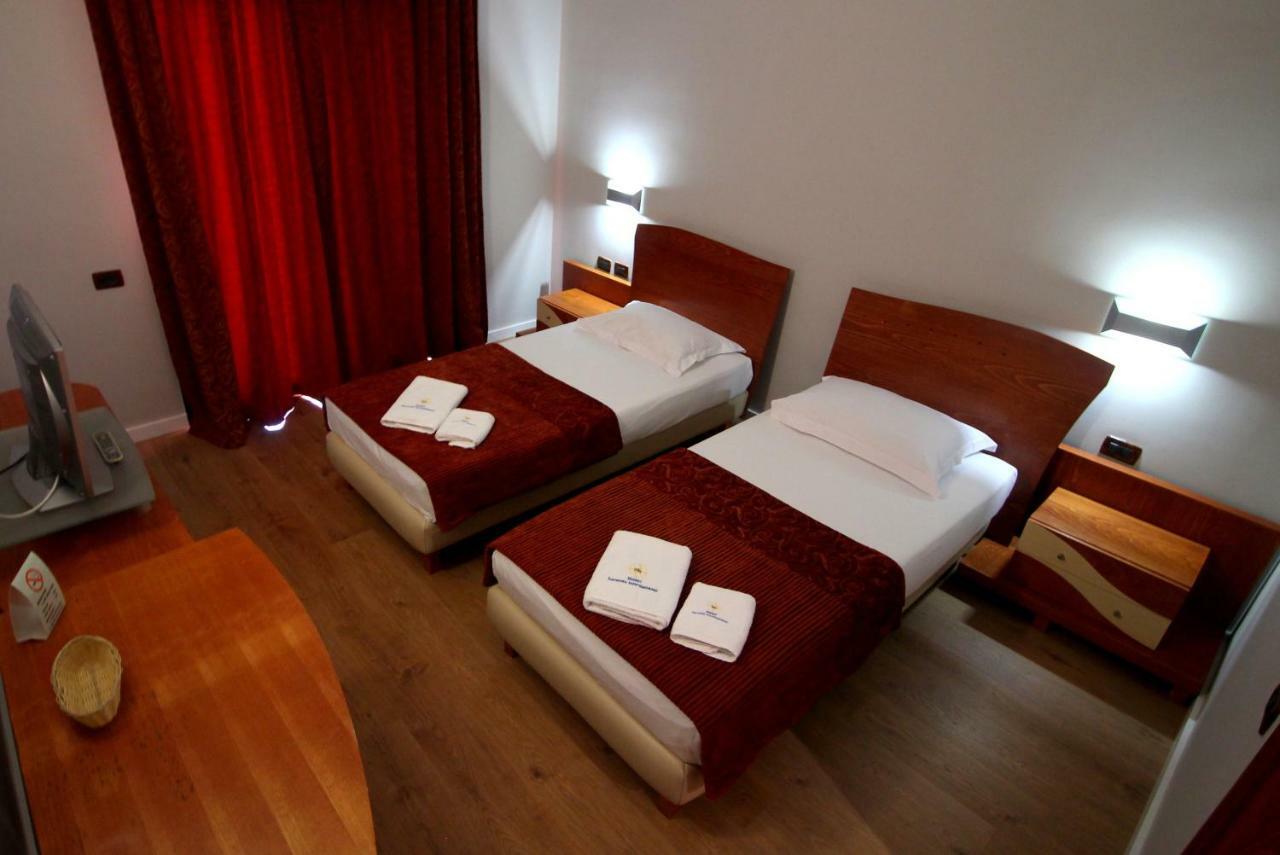 Standard Twin Room Sea View