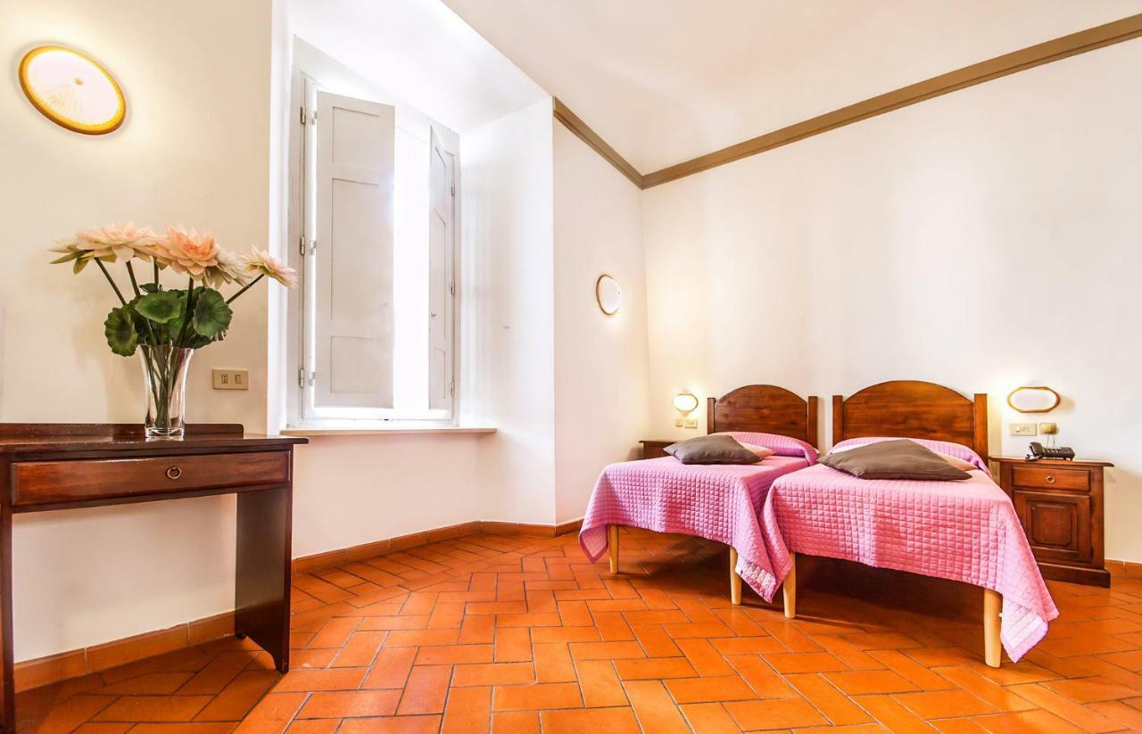 Double Room Duomo side view