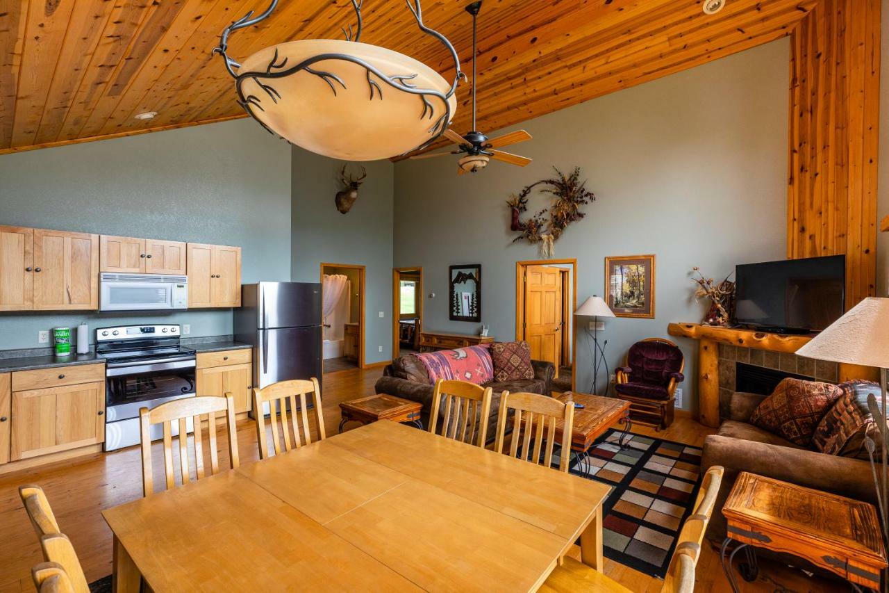 Executive Lodge