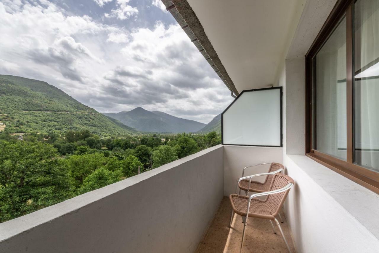 Superior Double or Twin Room Balcony mountain view