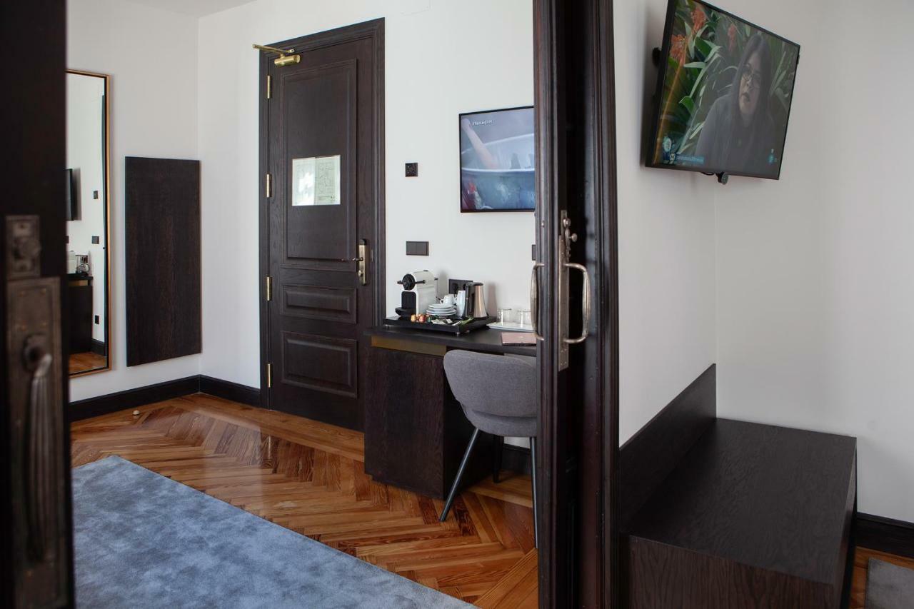 Deluxe Junior Suite