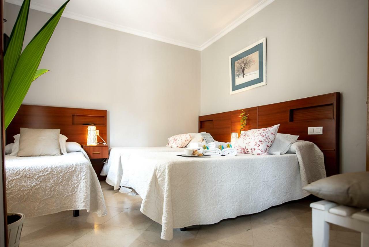 Triple Room Private Bathroom