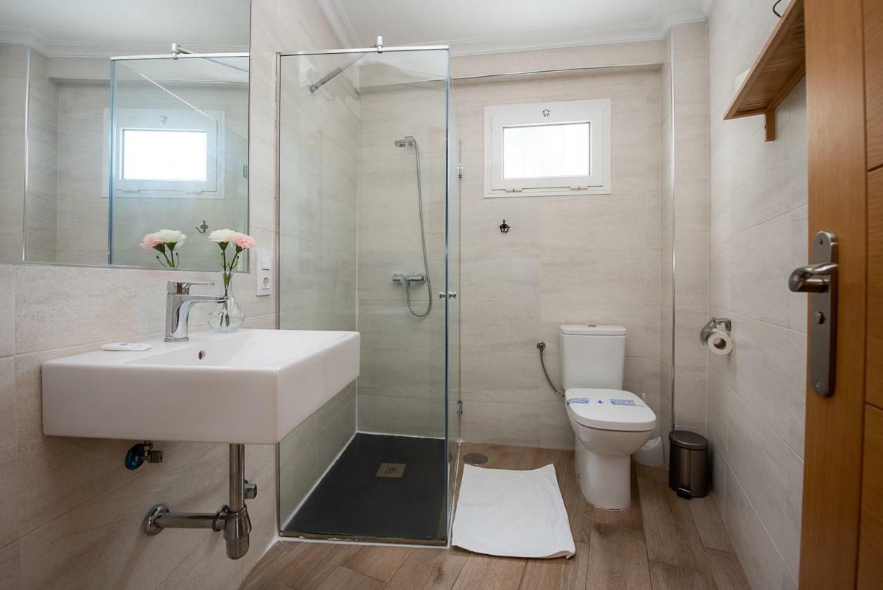 Triple Room Private Bathroom