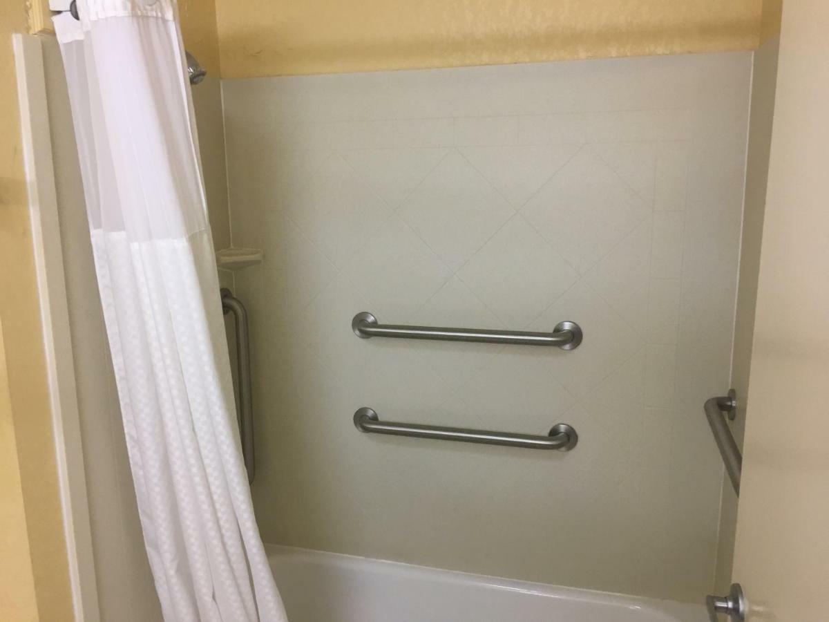 King Room Disability Access or Non-Smoking