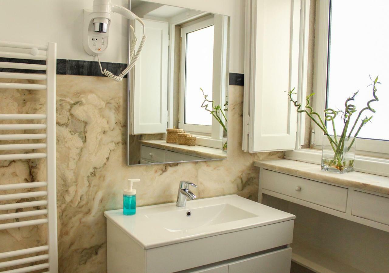 Standaard Tweepersoonskamer met Gedeelde Badkamer
