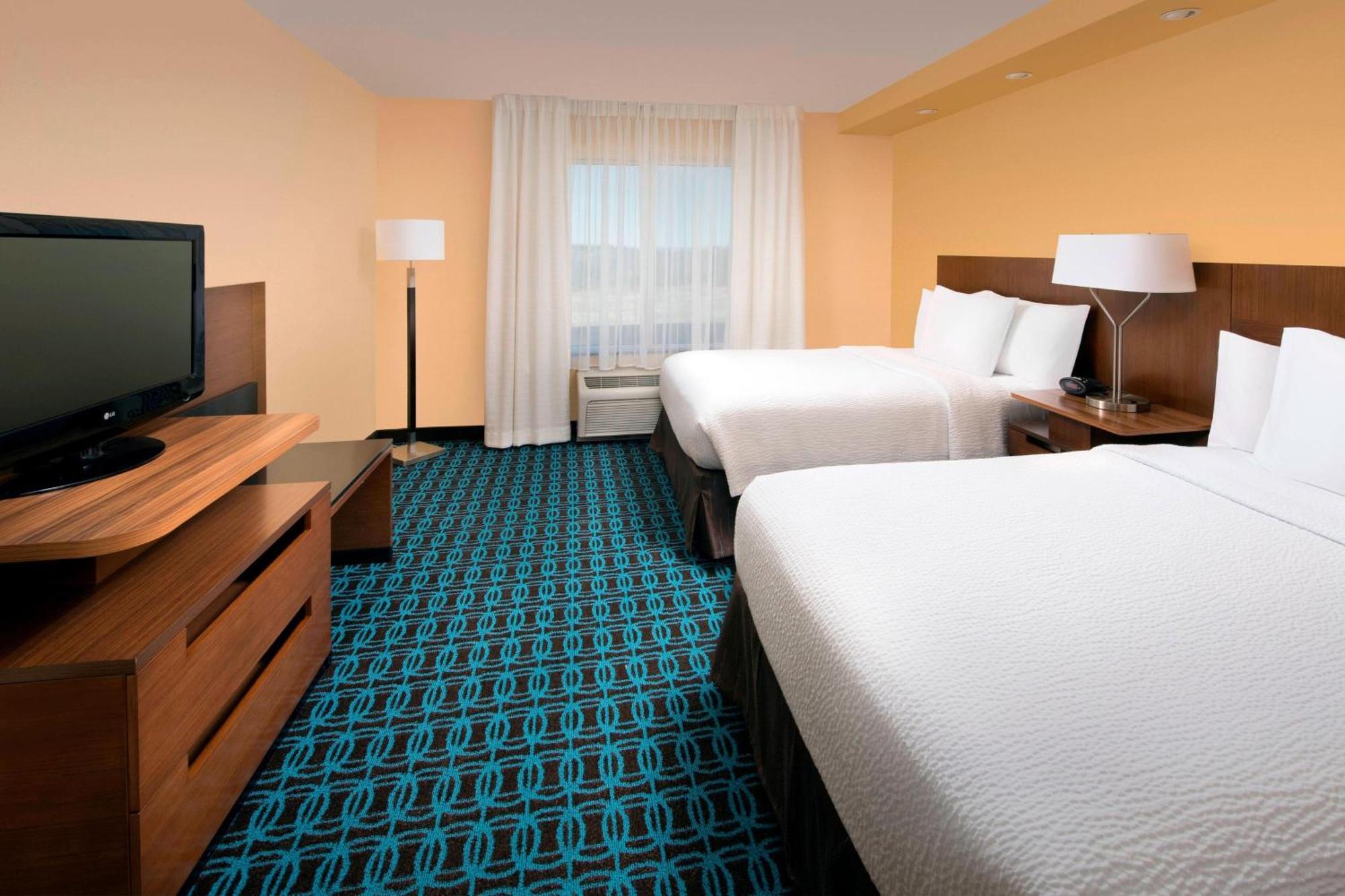 Double Suite with Two Double Beds, Bathtub and Sofa Bed - Mobility Access/Hearing Accessible