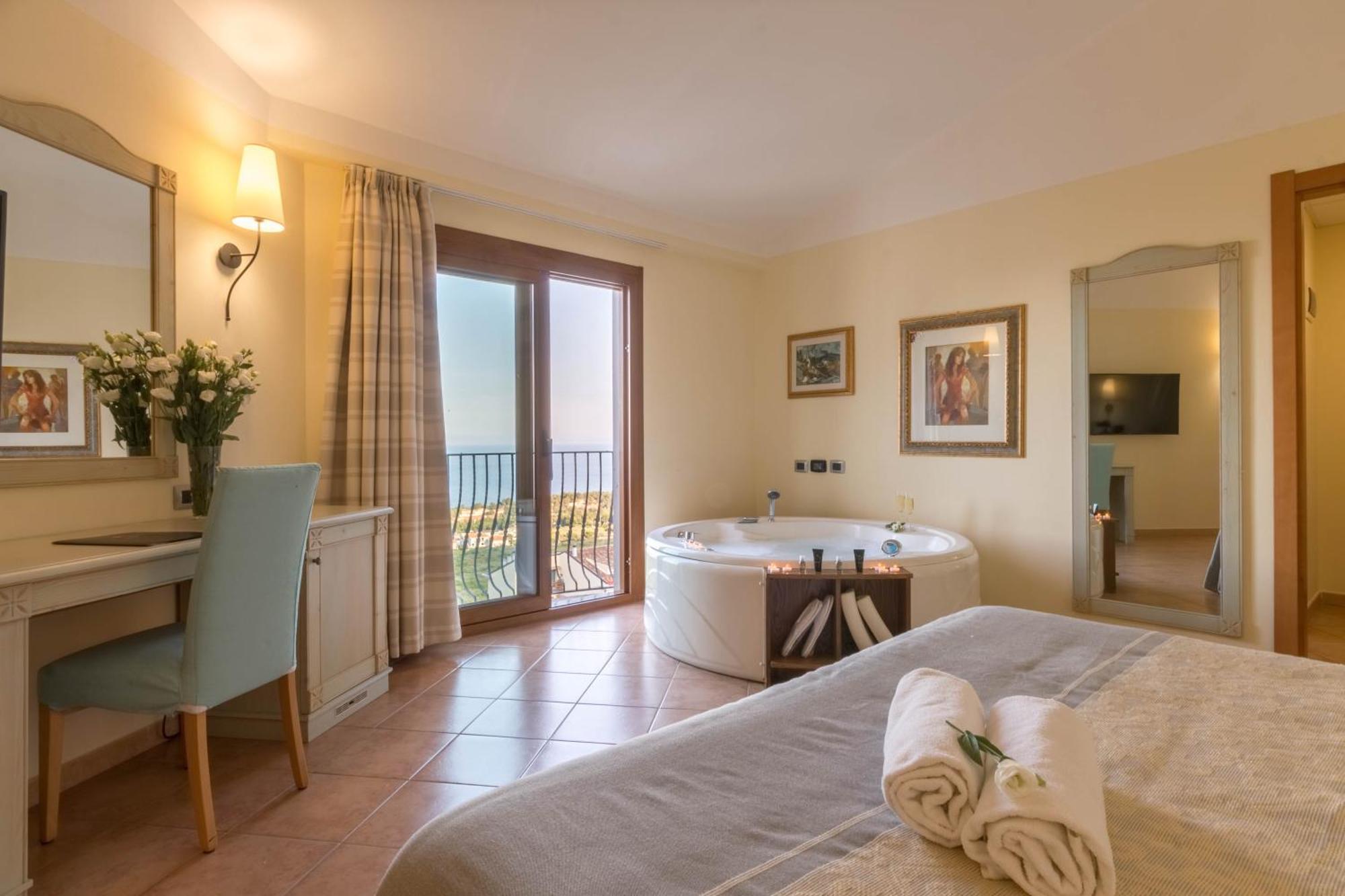 Double Room Spa Bath