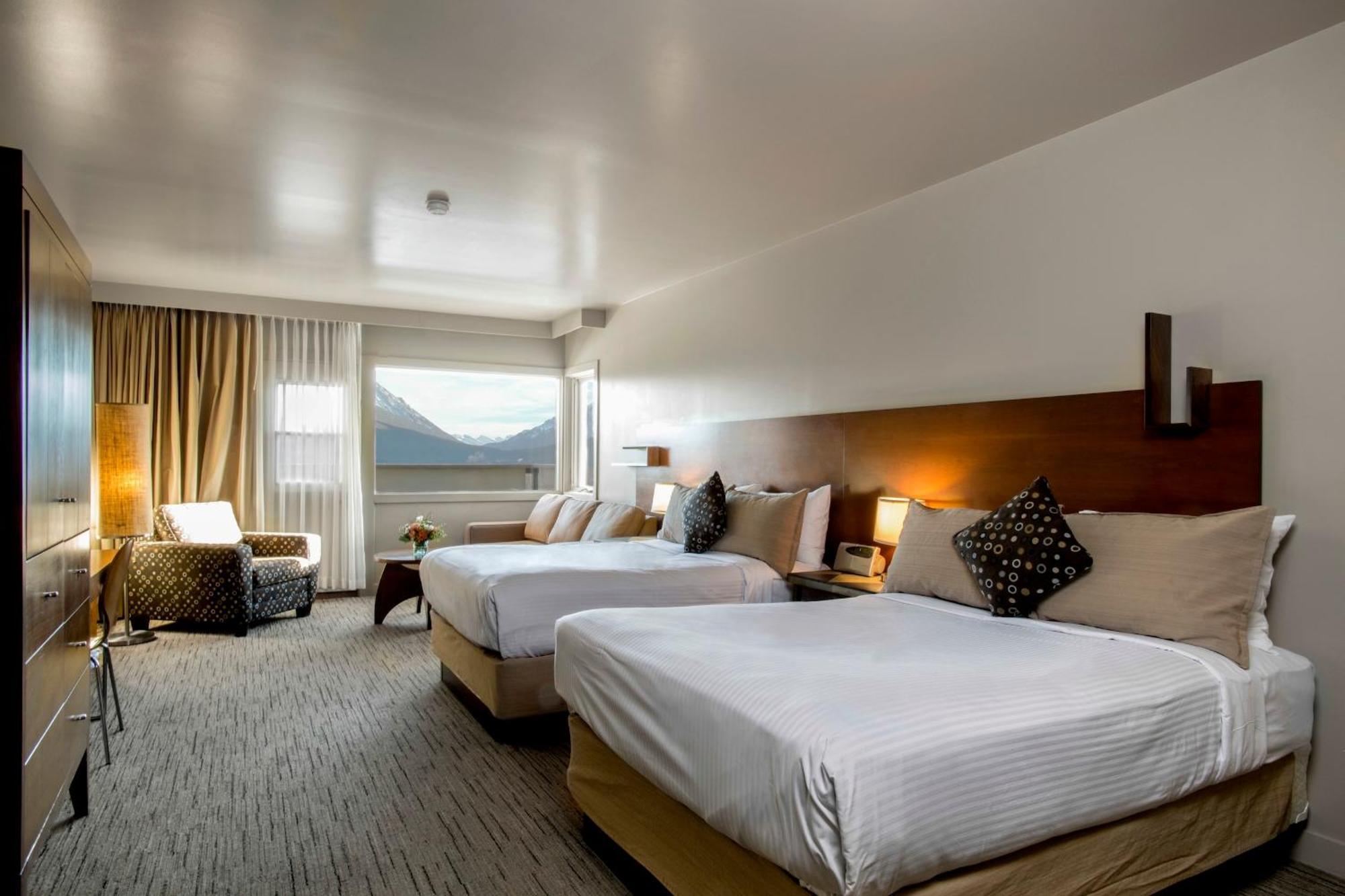 Deluxe Room Two Double Beds Mountain View