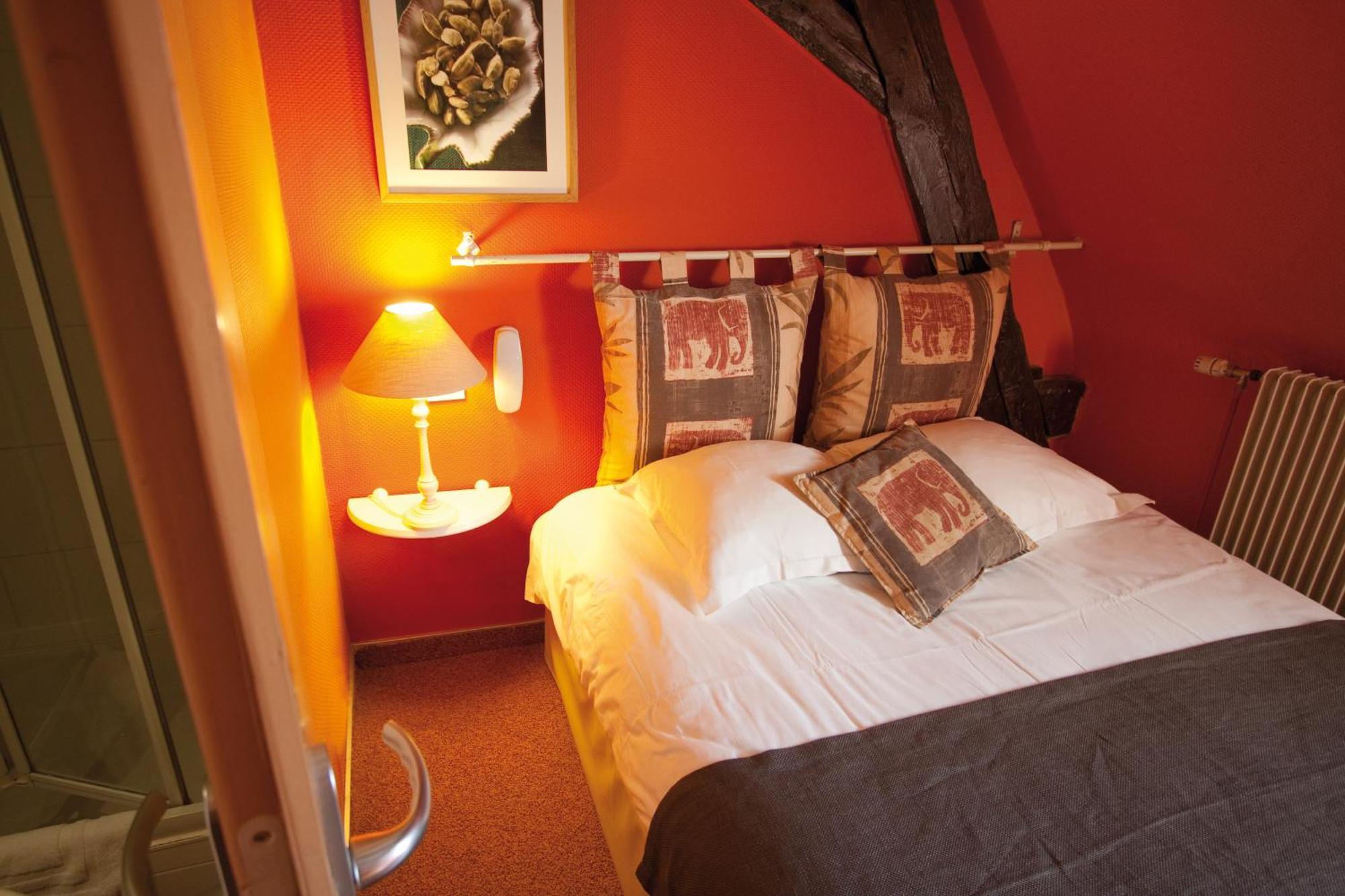 Small Single Room