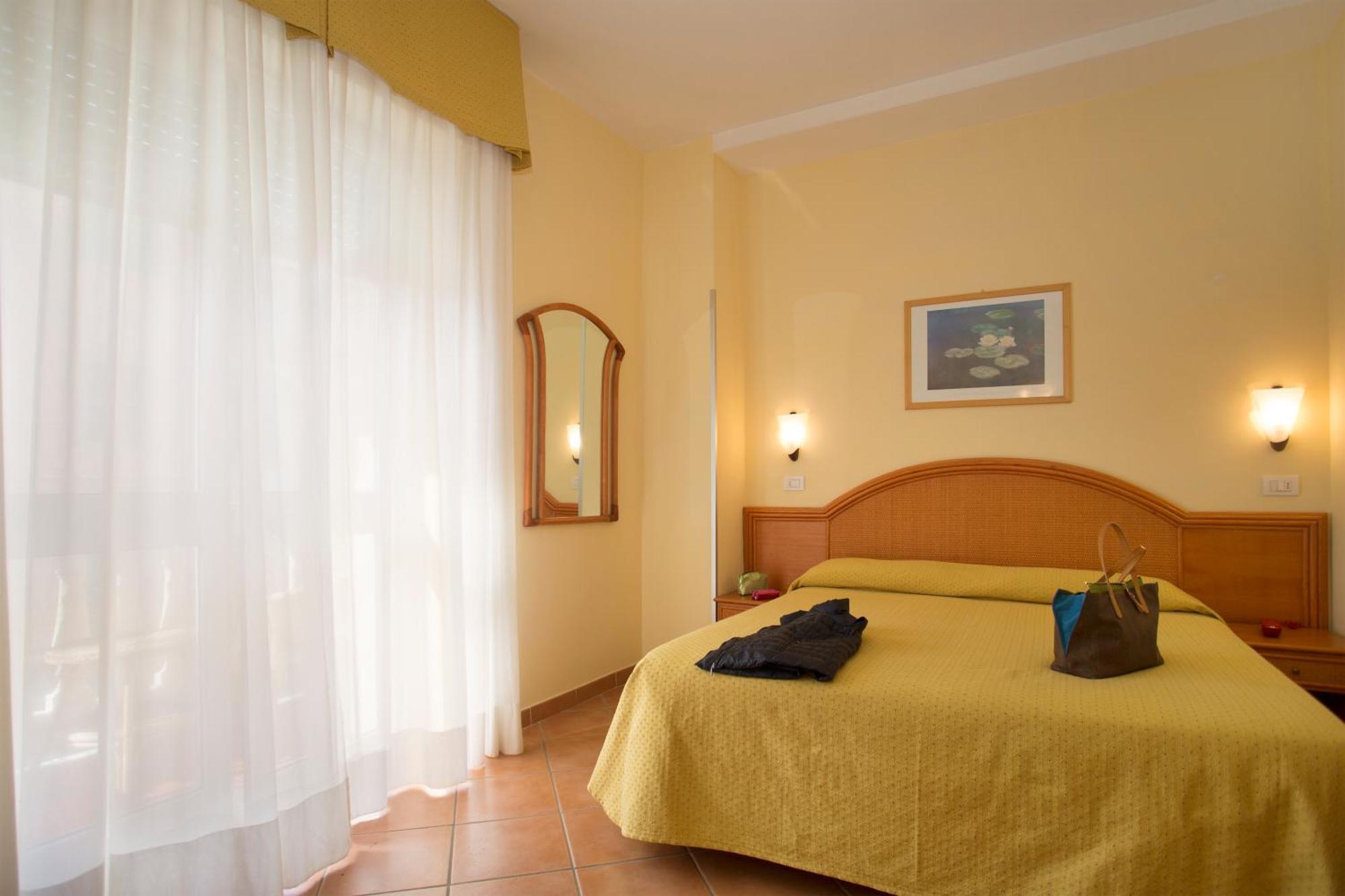 Double or Twin Room Balcony