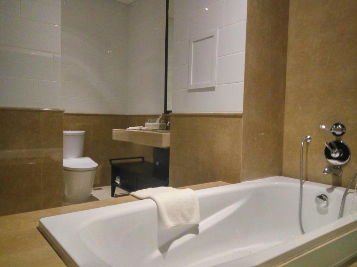 Deluxe Double or Twin Room Balcony