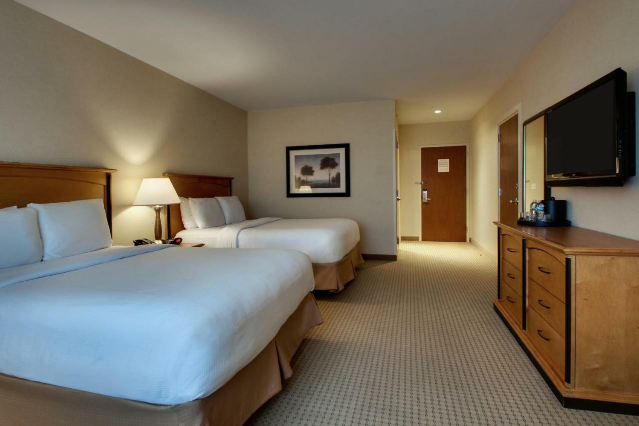 Superior Queen Room Two Queen Beds