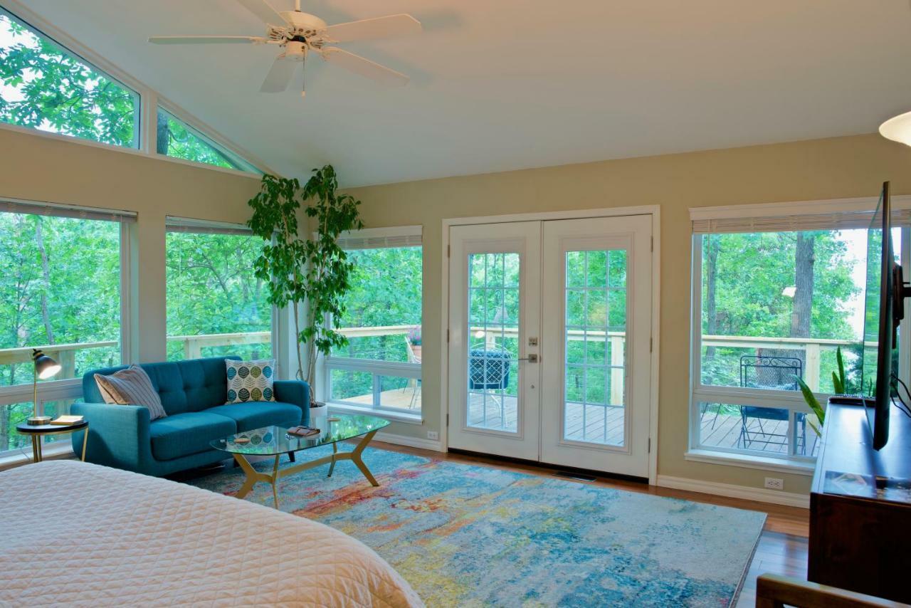 Deluxe King Suite