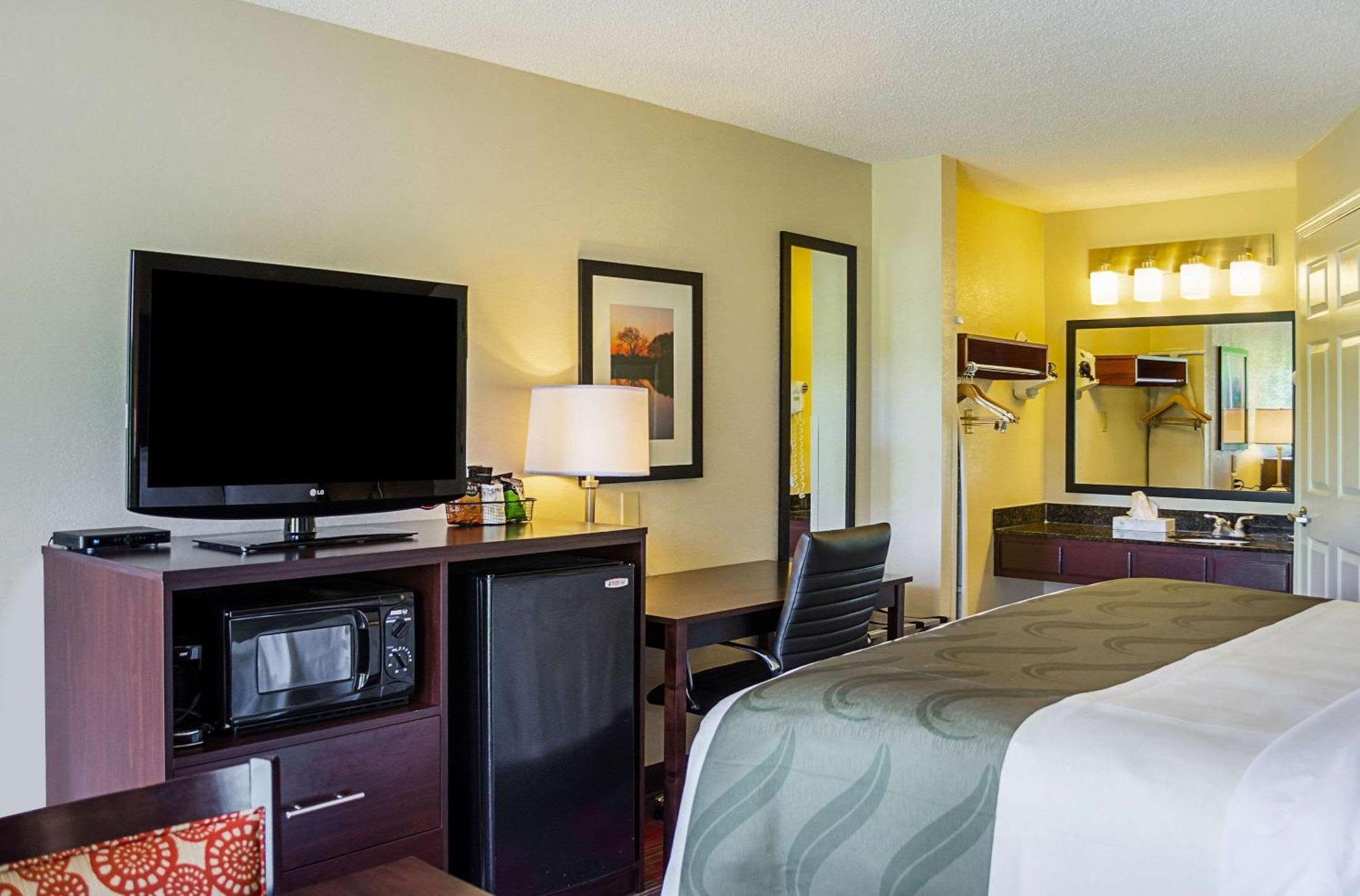 King Room - Smoking,1218229360:JPEG