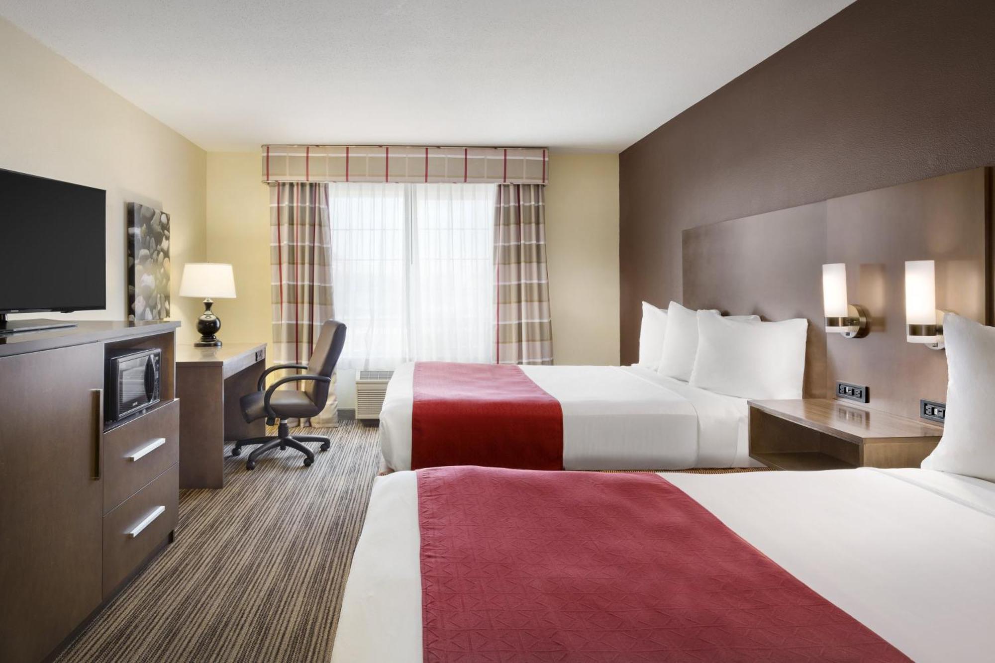Queen Room Two Queen Beds