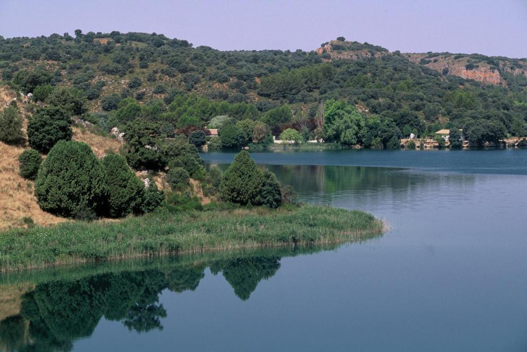 Apartamento de 2 dormitorios con vistas al lago
