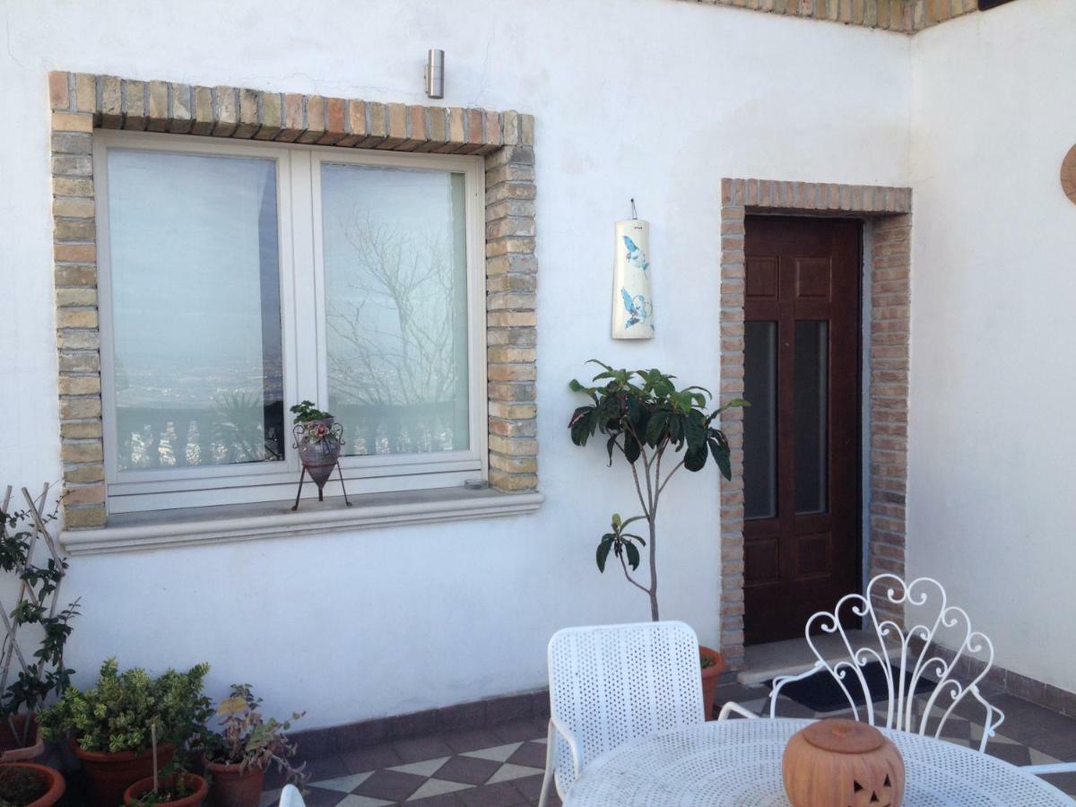 Deluxe Triple Room Sea View