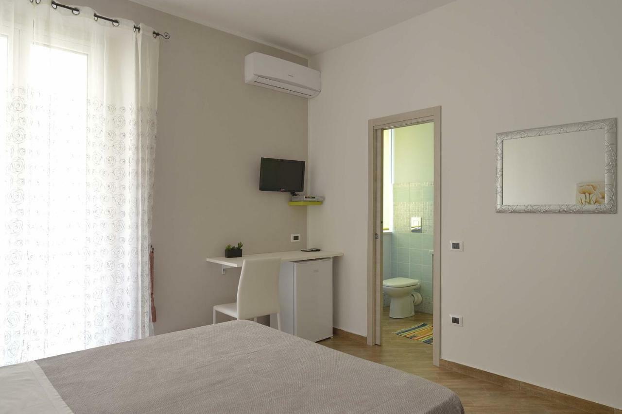 Triple Room Private Bathroom