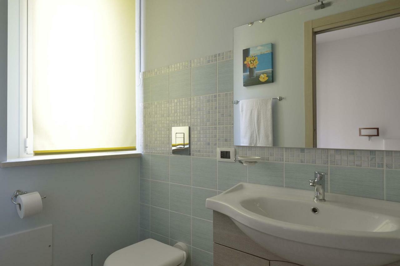Triple Room Private Bathroom