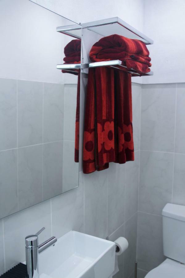 Double Room Private Bathroom