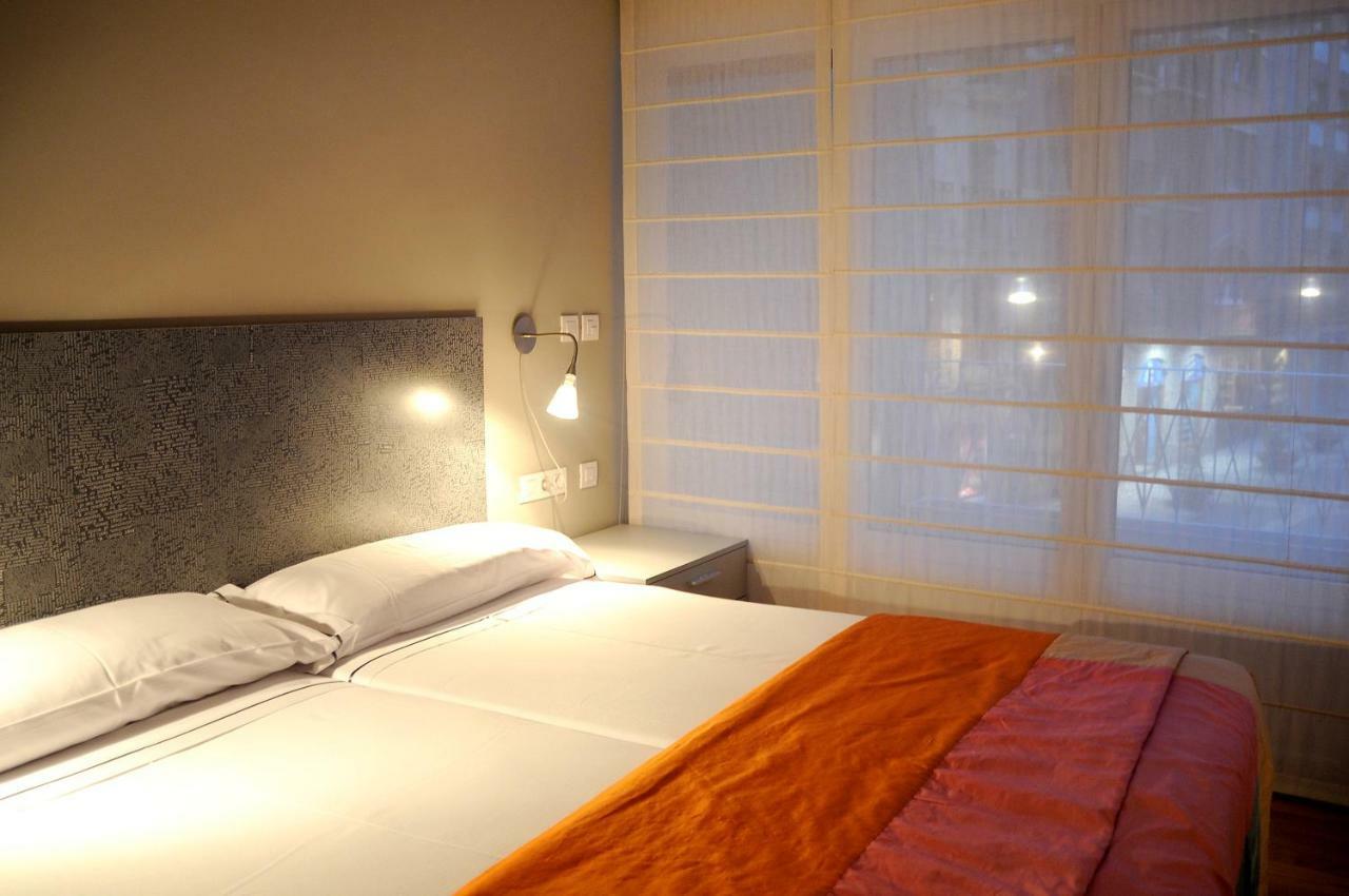 Double or Twin Room Shower