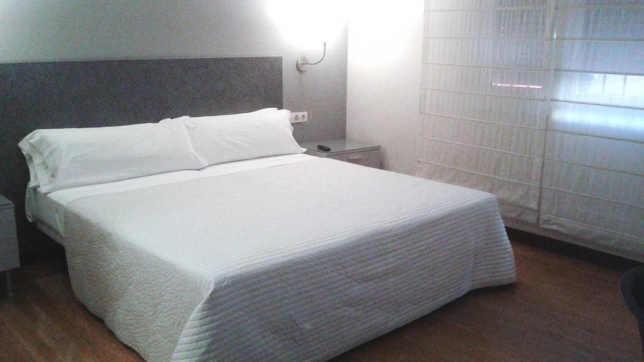 Double or Twin Room Shower