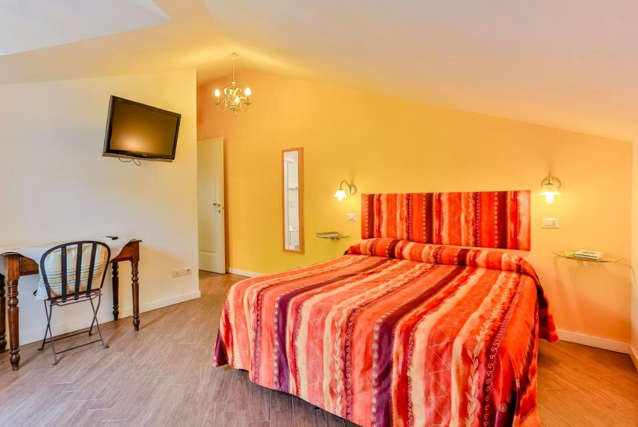 Double Room with Garden View,857736371:JPEG