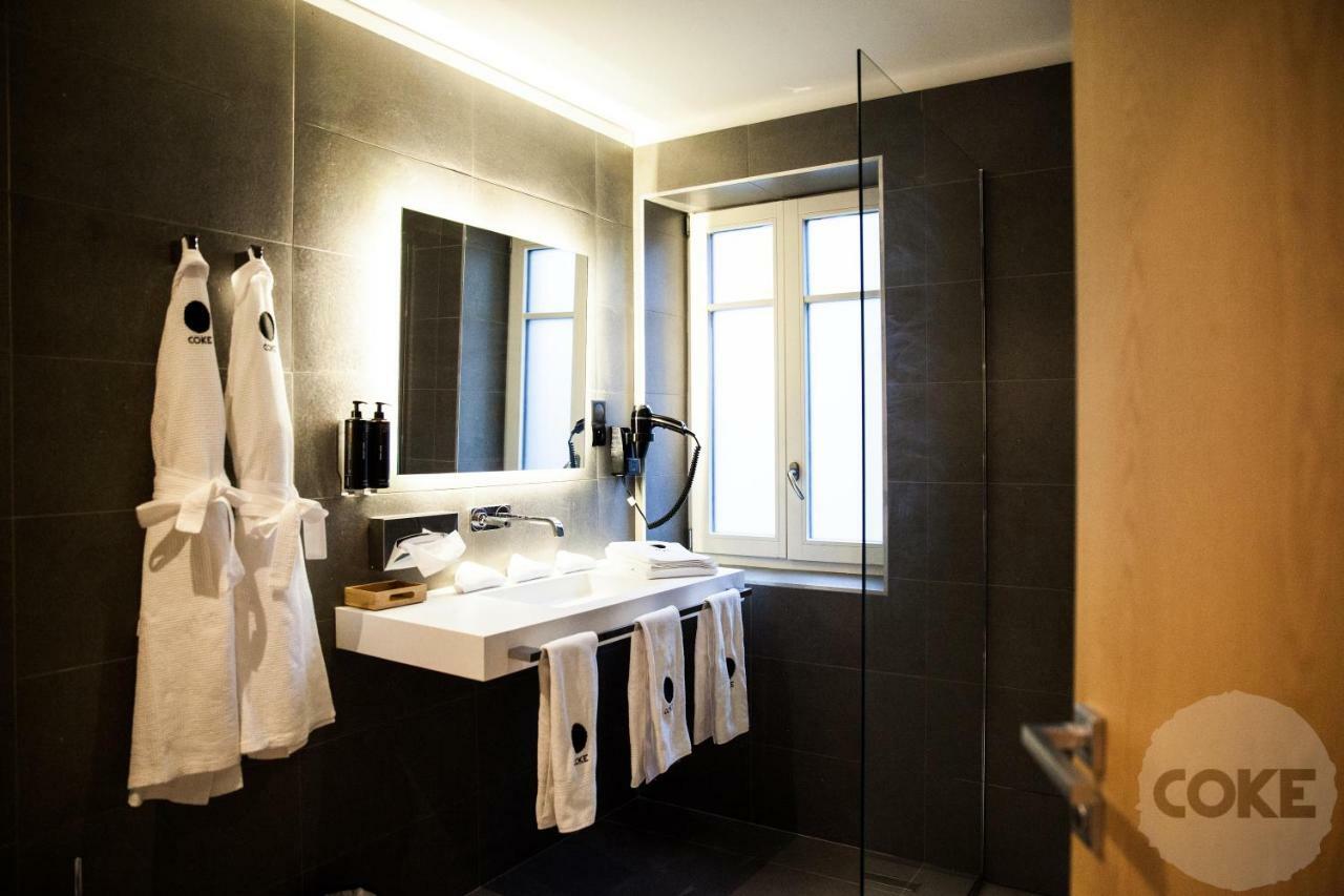 Two-Bedroom Apartment,858464963:JPEG
