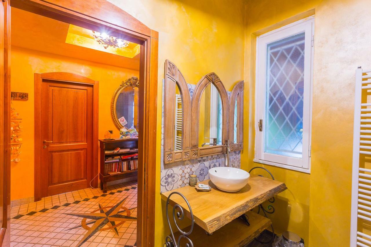 Double Room Private External Bathroom