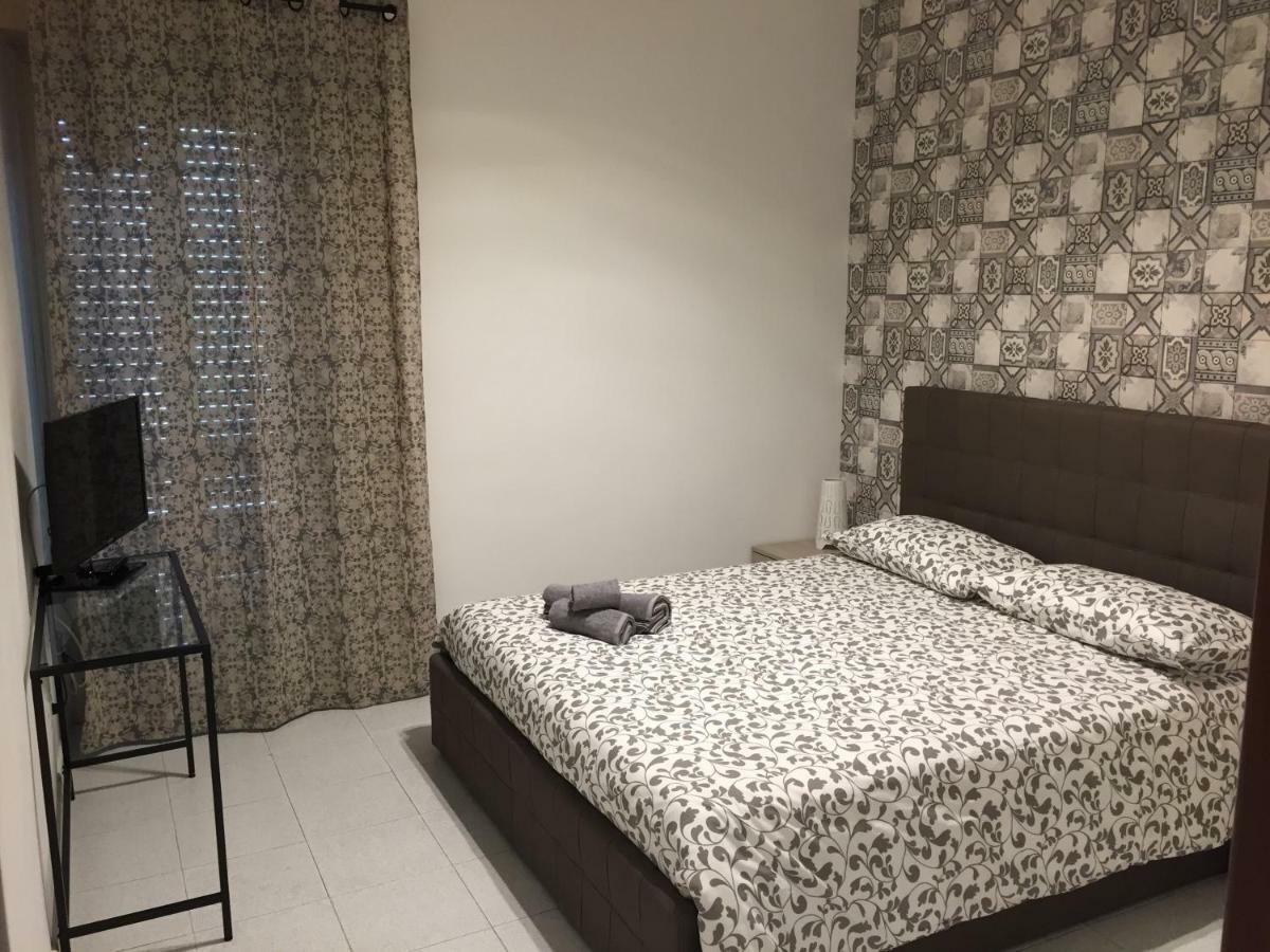 Quarto Duplo com Casa de Banho Privativa