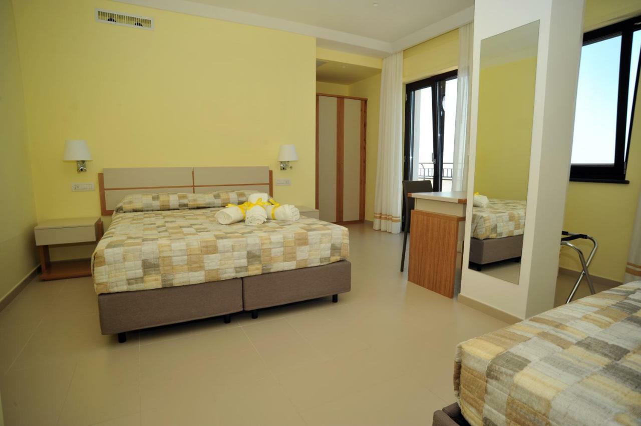 Luxury Room