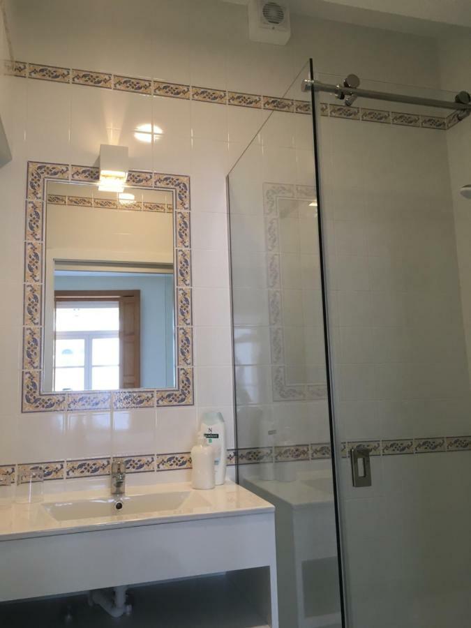 Quarto Triplo com Varanda