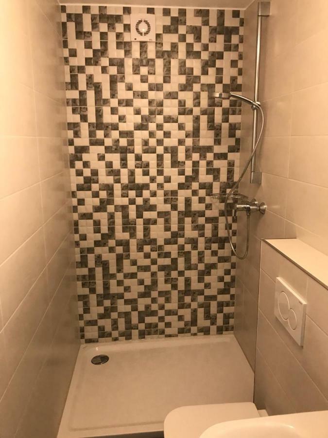 Triple Room Private Bathroom