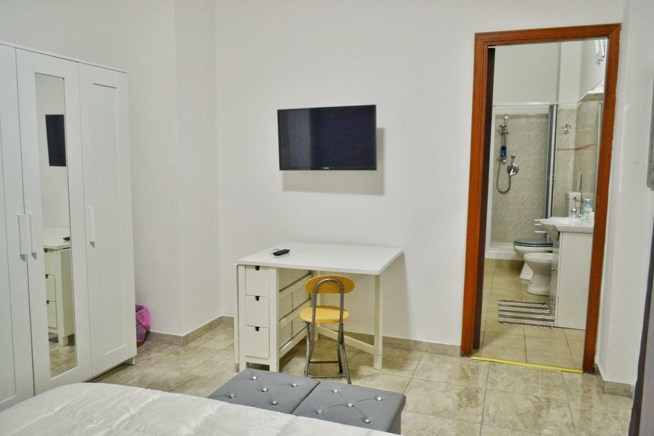 Double Room Private Bathroom