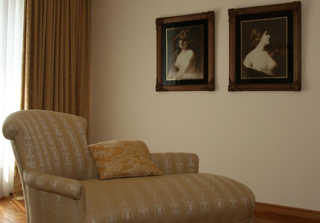 Junior Suite - New Wing,319083993:JPEG