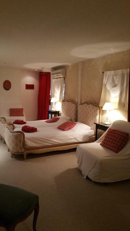 Classic Quadruple Room