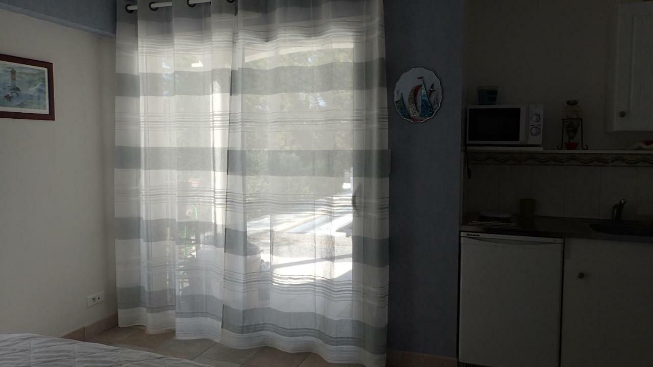 Chambre Double - Vue sur Piscine